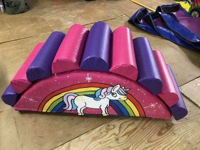 9 Log Unicorn Soft Play Hump - Pink and Purpl