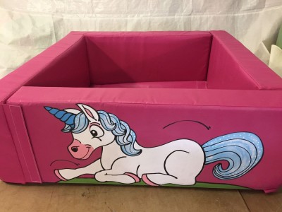 BALL POND UNICORN 4.6ft