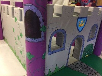 Magical Castle with Mats  6ft x 5ft x5ft appr