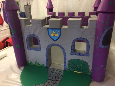 Magical Castle with Mats  6ft x 5ft x5ft appr