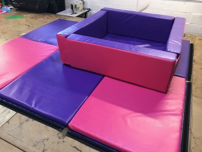 Pink  / Purple 15 Piece Soft Play Set, Ball P