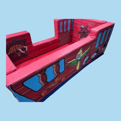 PIRATE BED SAFE SURROUND WITH ART WORK - STOC