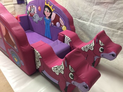 Princess Carriage with Horses Ball pond appro