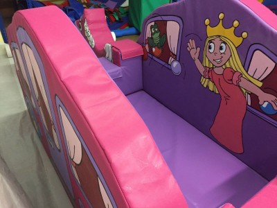 Princess Carriage with Horses Ball pond appro