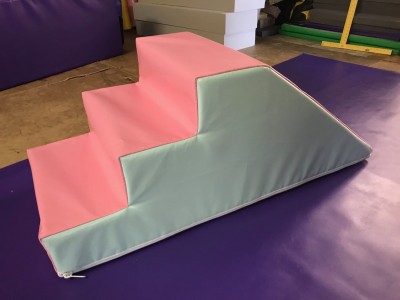 Soft Play Step & Slide 120cm x 45cm x 45.cm C