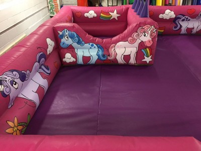 Unicorn SOFT PLAY Inflatable boundary corner 