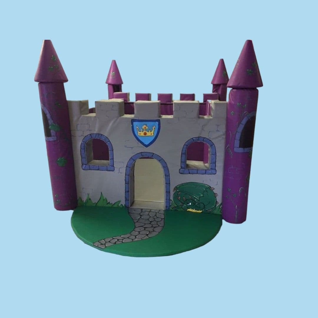 Magical Castle with Mats  6ft x 5ft x5ft approx velcro together